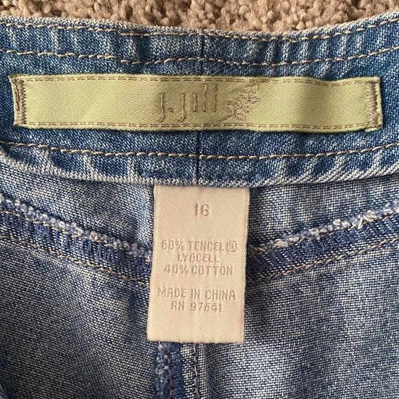 J. Jill Classic Blue Cropped Jeans - Picture 2 of 7